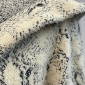 Women's Black Snakeskin Print Open Long Cardigan – XL